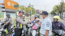 Satlantas Polresta Sumenep Gandeng Jasa Raharja Apresiasi Pengendara Taat Aturan