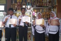 Go International! Lima Siswa Luqman Al Hakim Sumenep Raih 5 Medali di Olimpiade Matematika Hong Kong