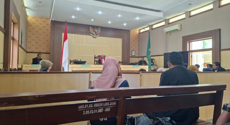 Fakta Sidang Penganiayaan Anak Di Pamekasan Terungkap, Imam Syafi’i Diduga Ancam Bunuh dan Acungkan Pisau.